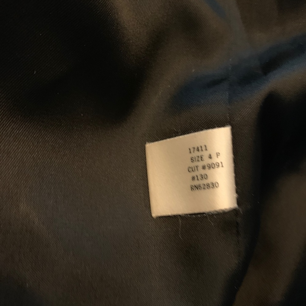 Lands' End Black Single Button Blazer Size 4P Wool & Mohair Blend Notched Lapel - Picture 6 of 9